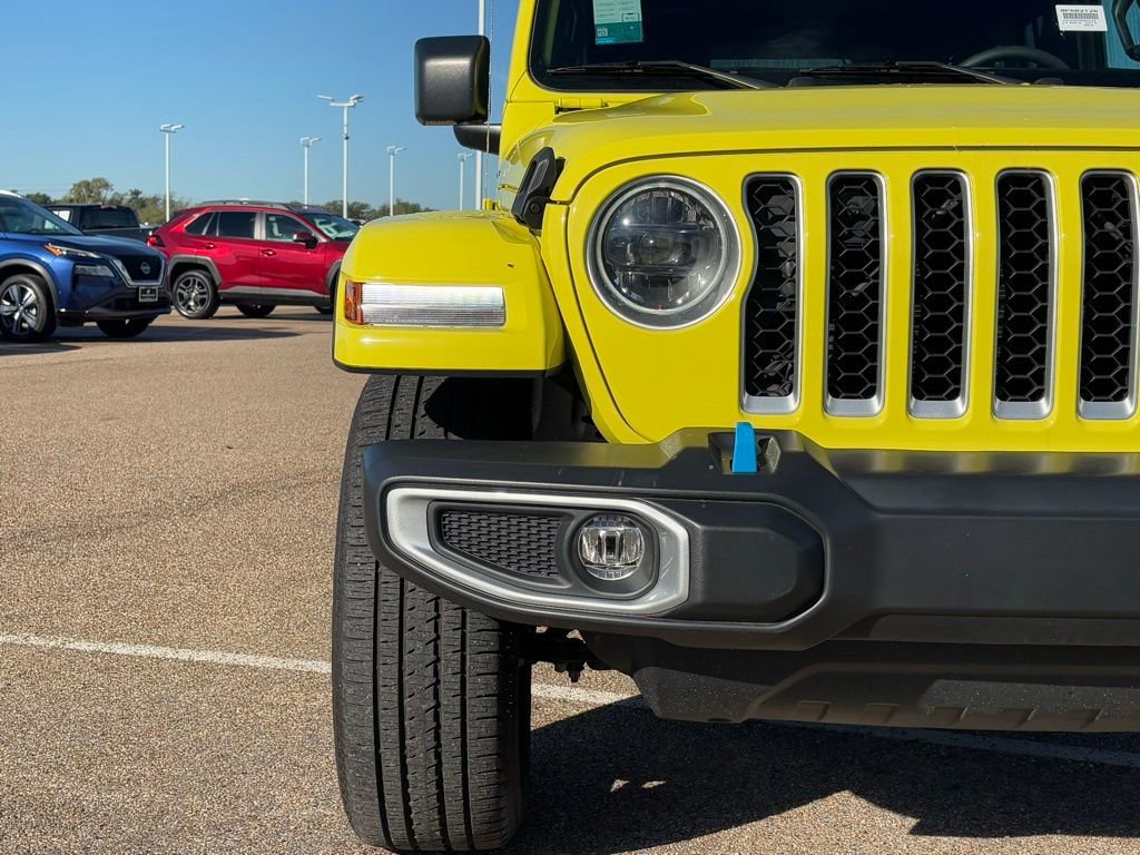 2023 Jeep Wrangler 4xe Sahara photo 3