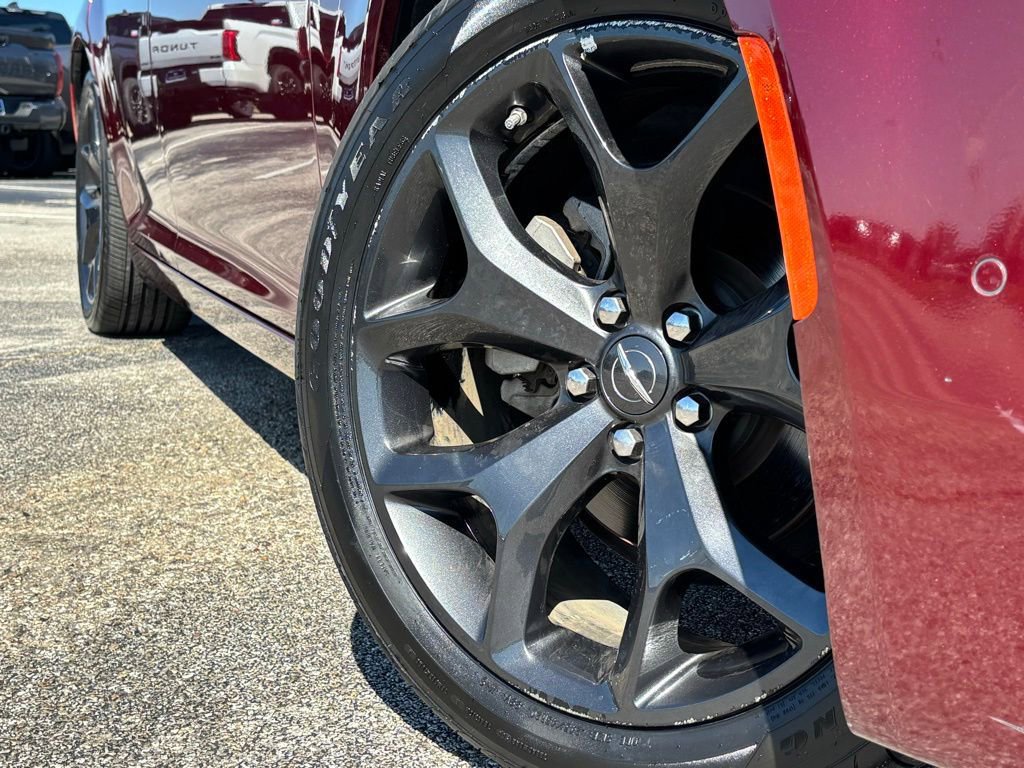 Used 2022 Chrysler 300 S with VIN 2C3CCABG8NH256429 for sale in Bryan, TX