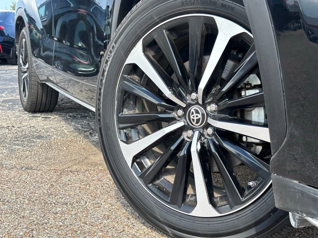 2021 Toyota Highlander XSE photo 2