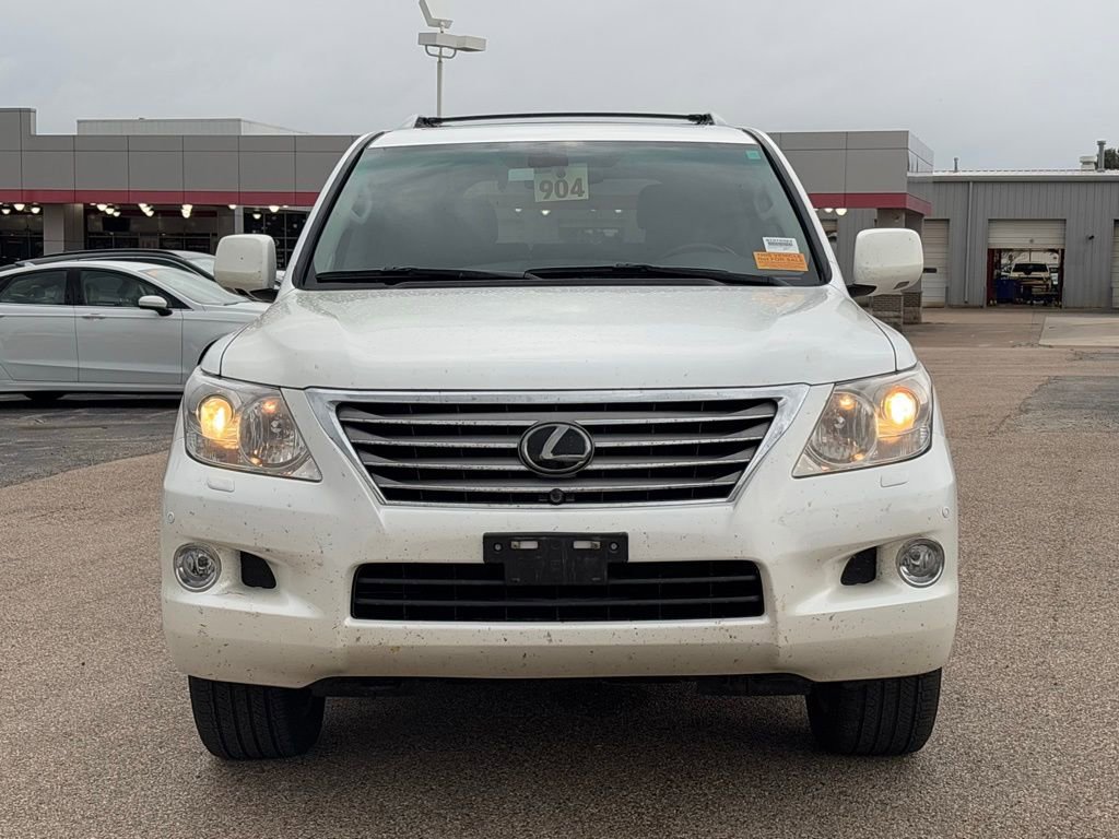 2011 Lexus LX 570 Base photo 3