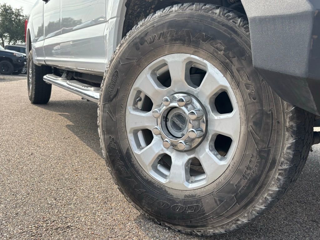 Used 2020 Ford F-250 Super Duty XL with VIN 1FT7W2B61LED07470 for sale in Bryan, TX