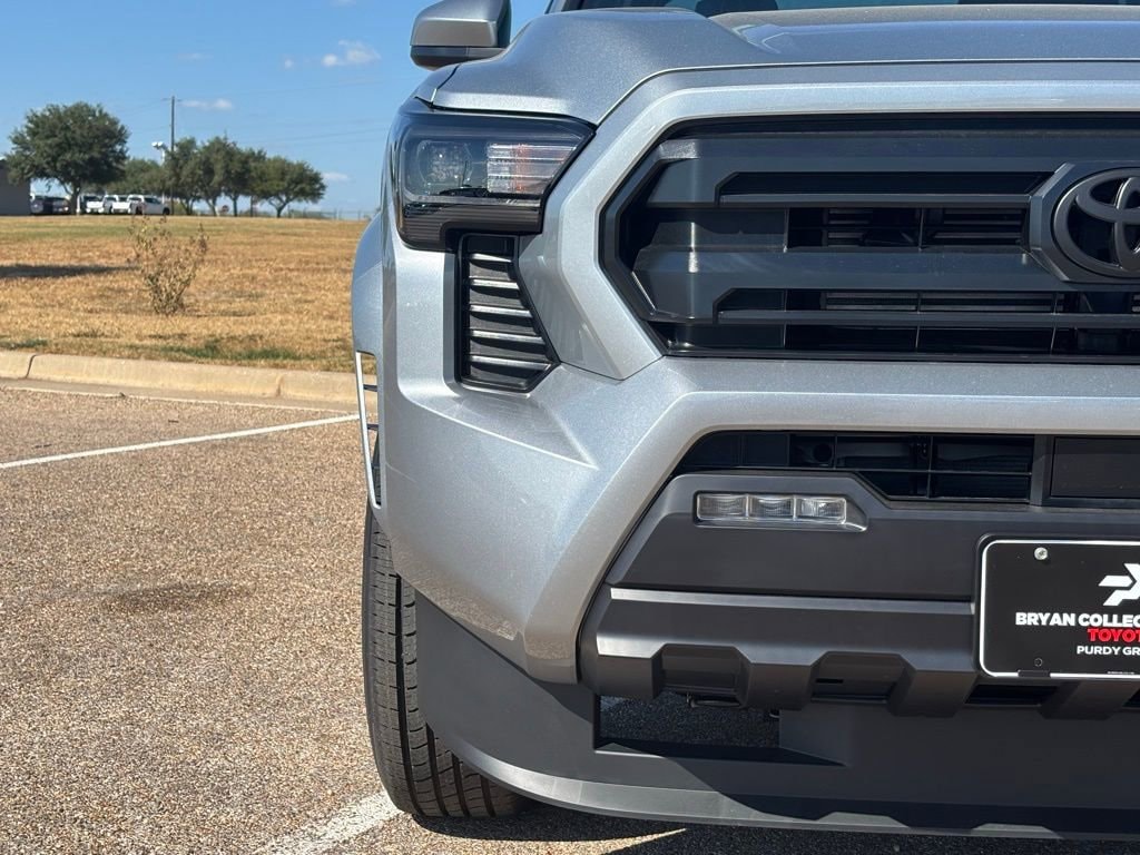 New 2025 Toyota Tacoma SR5 4X4 DOUBLE CAB