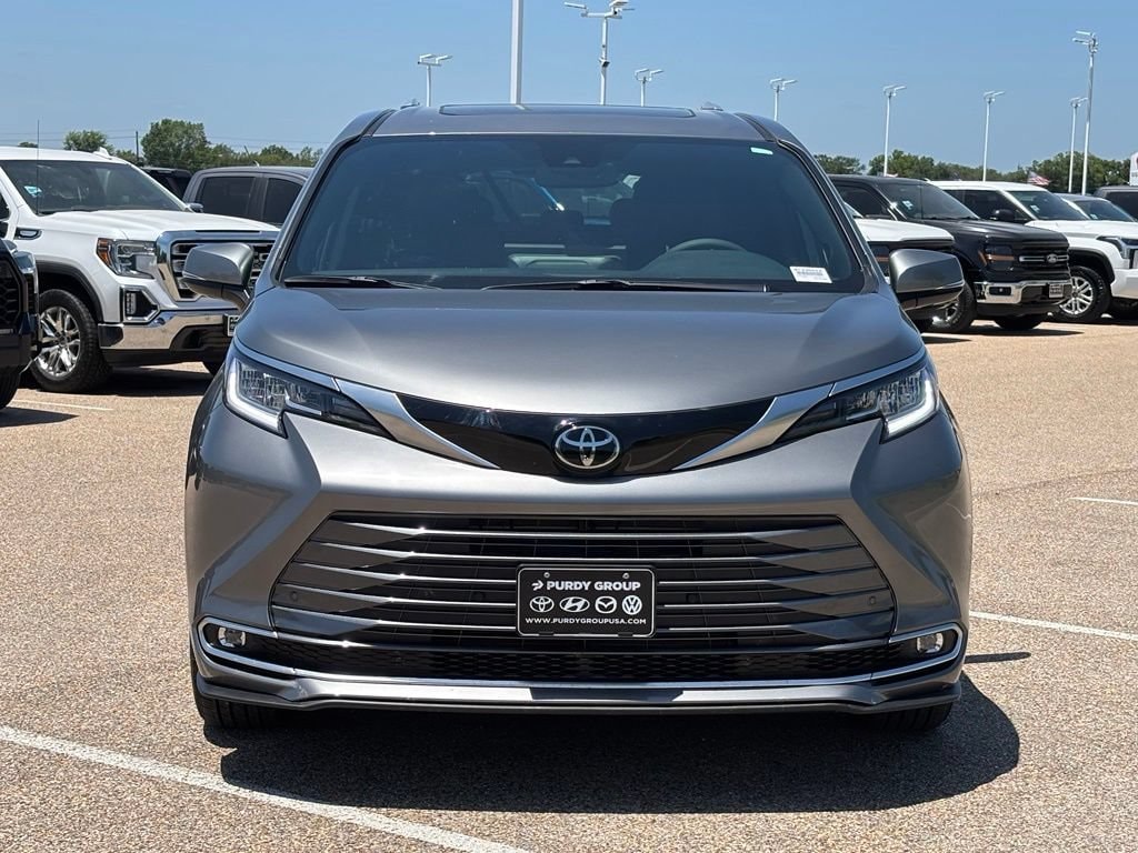 Used 2026 Toyota Sienna Limited 7 Passenger Van Passenger Van