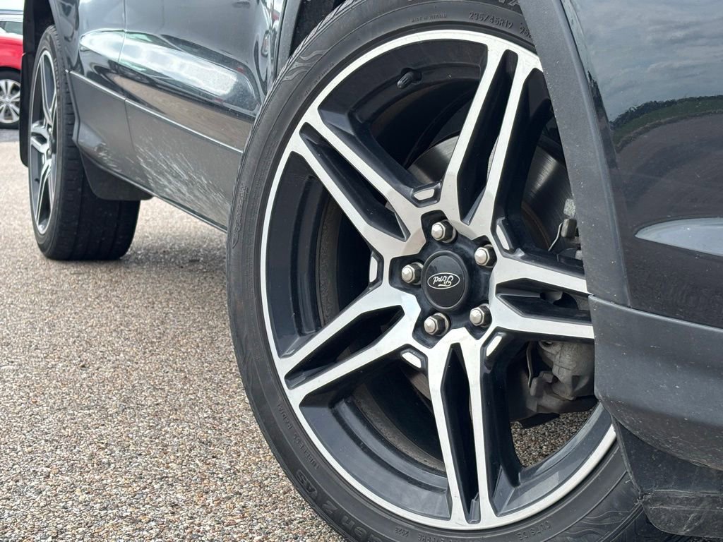 Used 2019 Ford Escape SEL with VIN 1FMCU9H97KUB70372 for sale in Bryan, TX