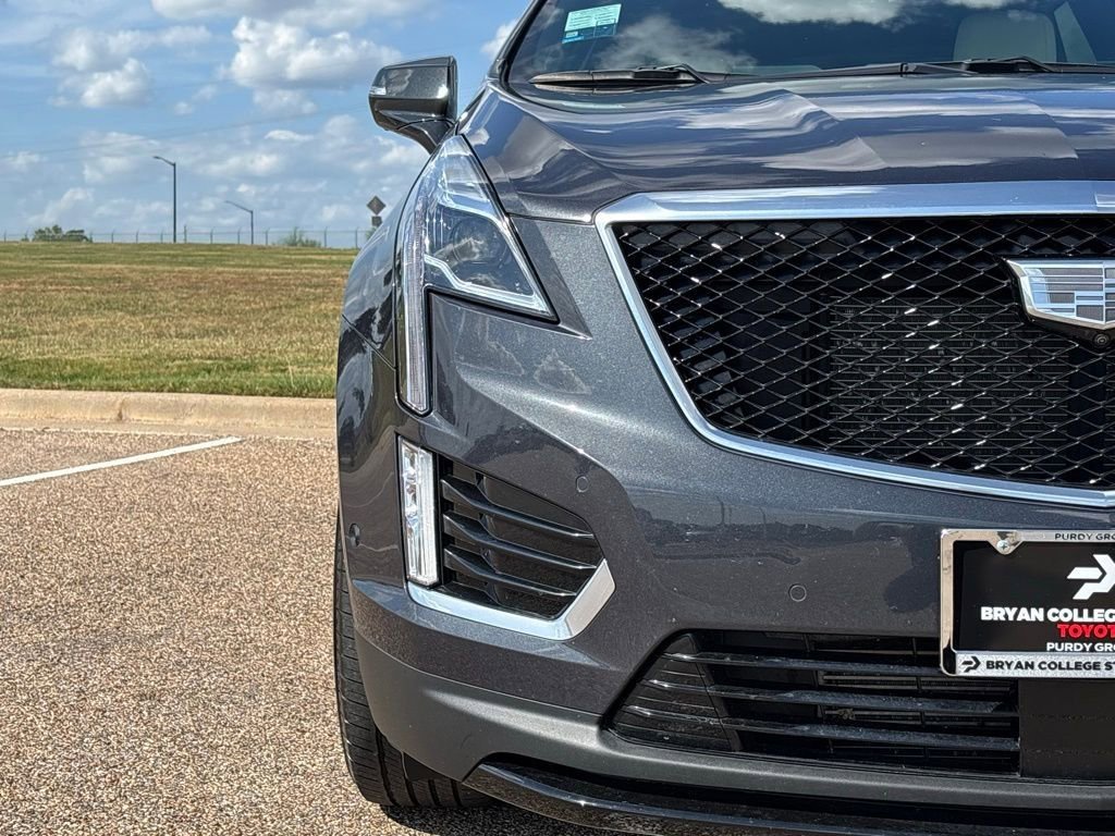 2022 Cadillac XT5 Sport photo 4