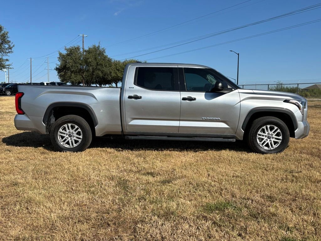 2022 Toyota Tundra SR5 photo 4