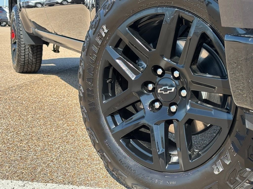 Used 2024 Chevrolet Silverado 1500 LT Trail Boss Truck Crew Cab