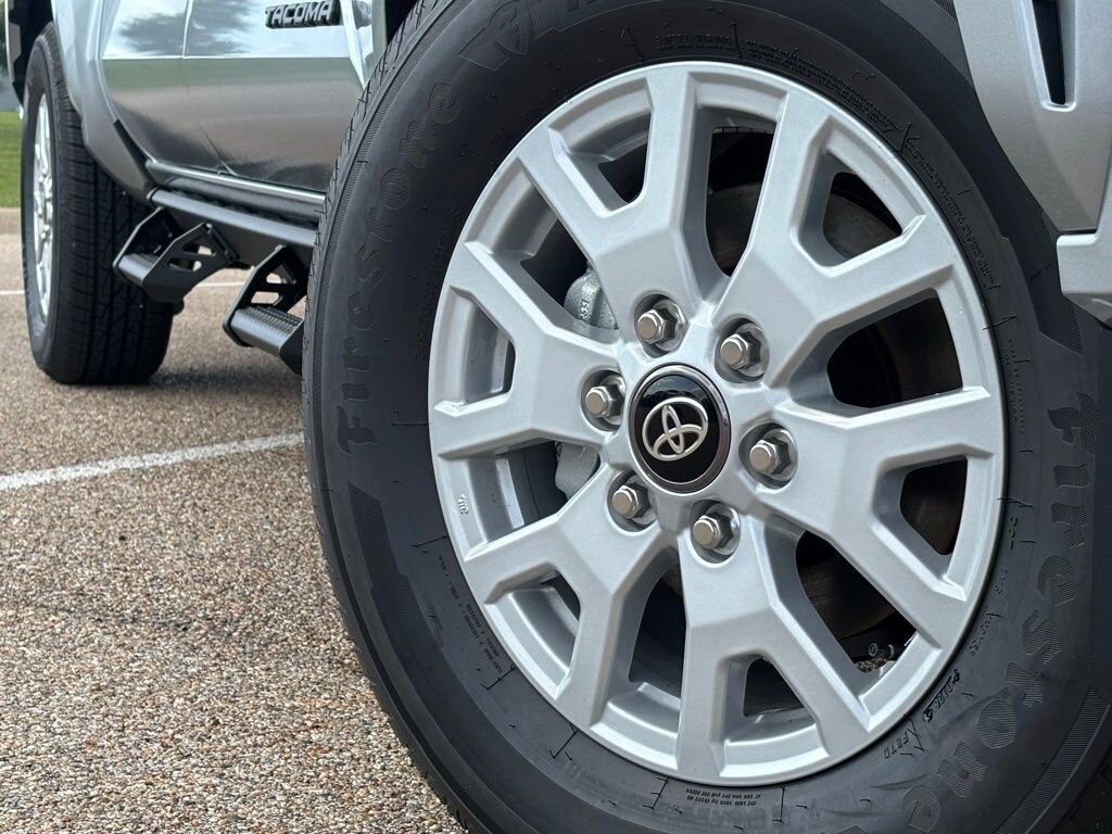 New 2026 Toyota Tacoma SR5 4X4 DOUBLE CAB
