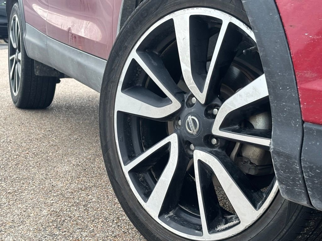 Used 2017 Nissan Rogue Sport SL with VIN JN1BJ1CP1HW031418 for sale in Bryan, TX