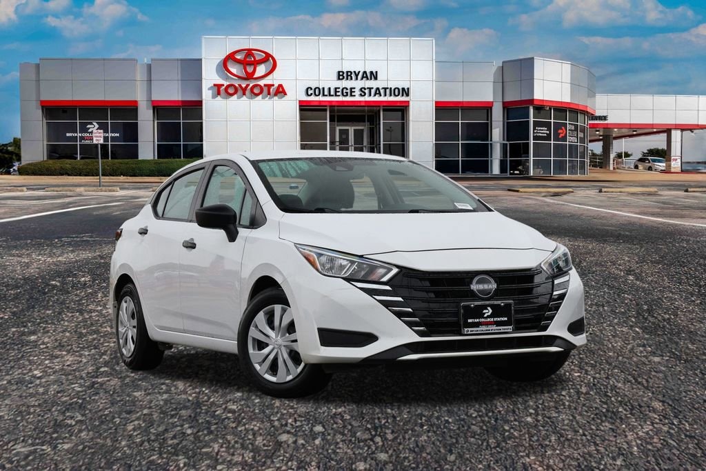 Used 2024 Nissan Versa 1.6 S Sedan