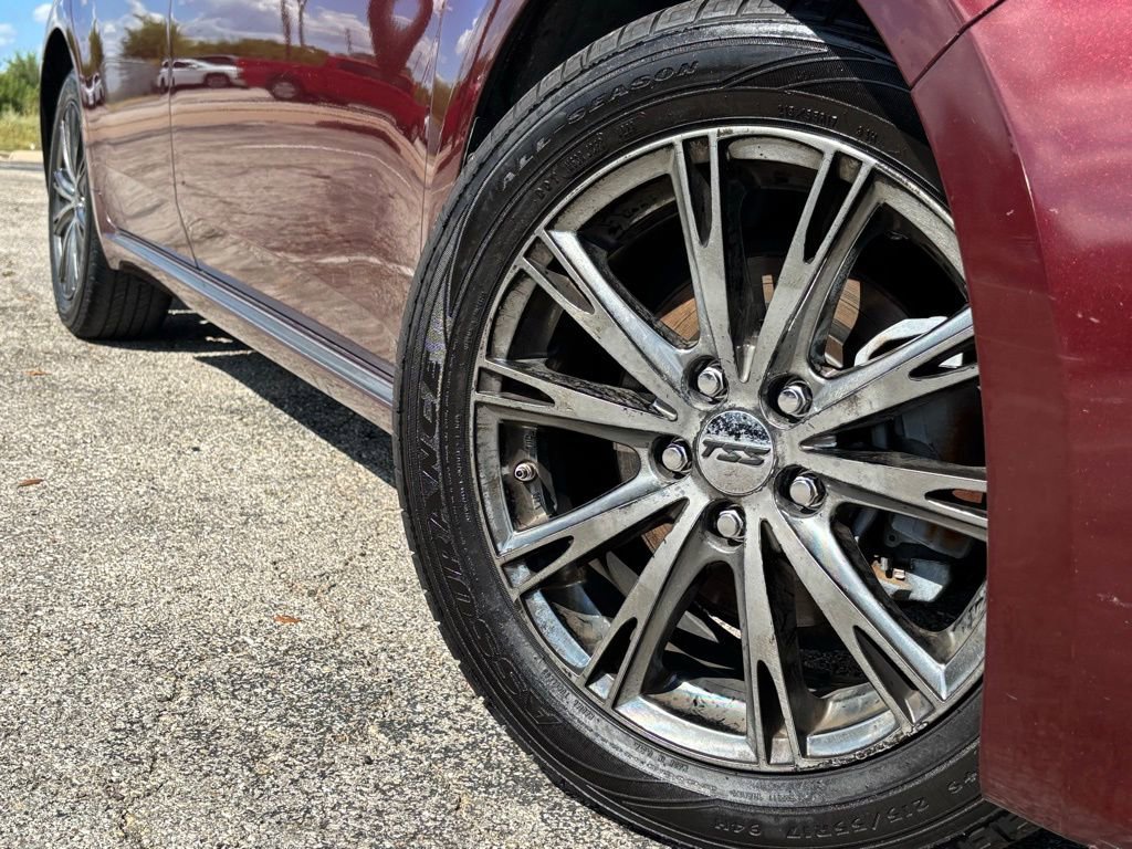 2014 Toyota Avalon XLE photo 2