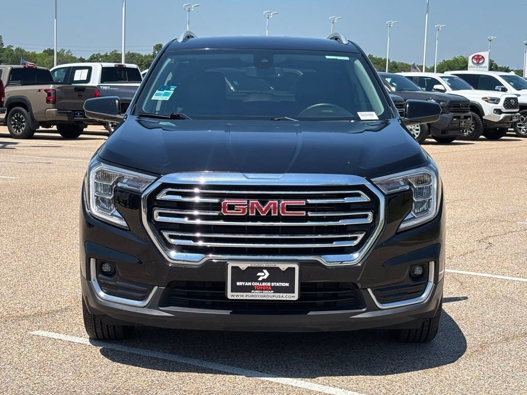 Used 2024 GMC Terrain SLT SUV