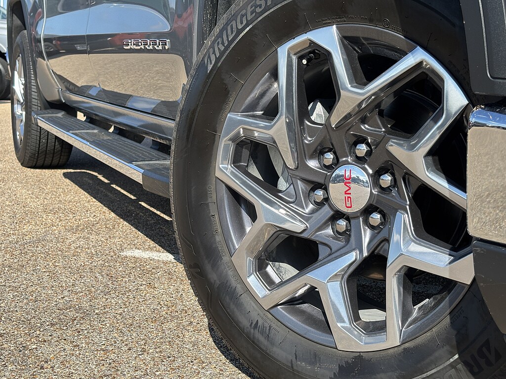 Used 2026 GMC Sierra 1500 SLT Truck Crew Cab