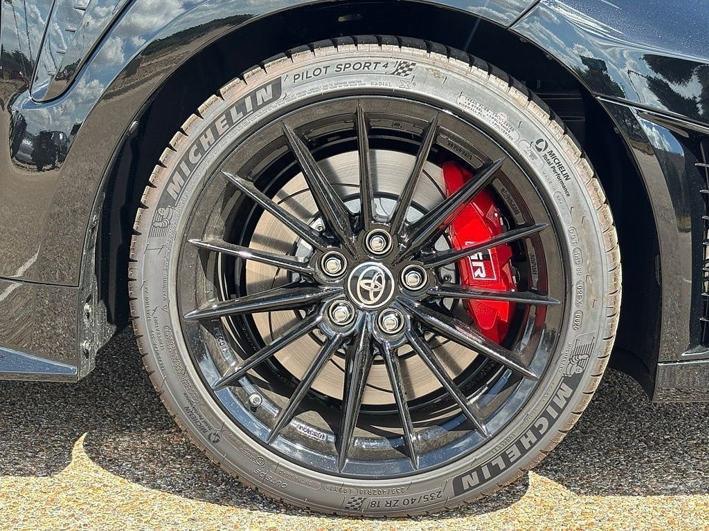 2025 Toyota GR Corolla Premium - Photo 9
