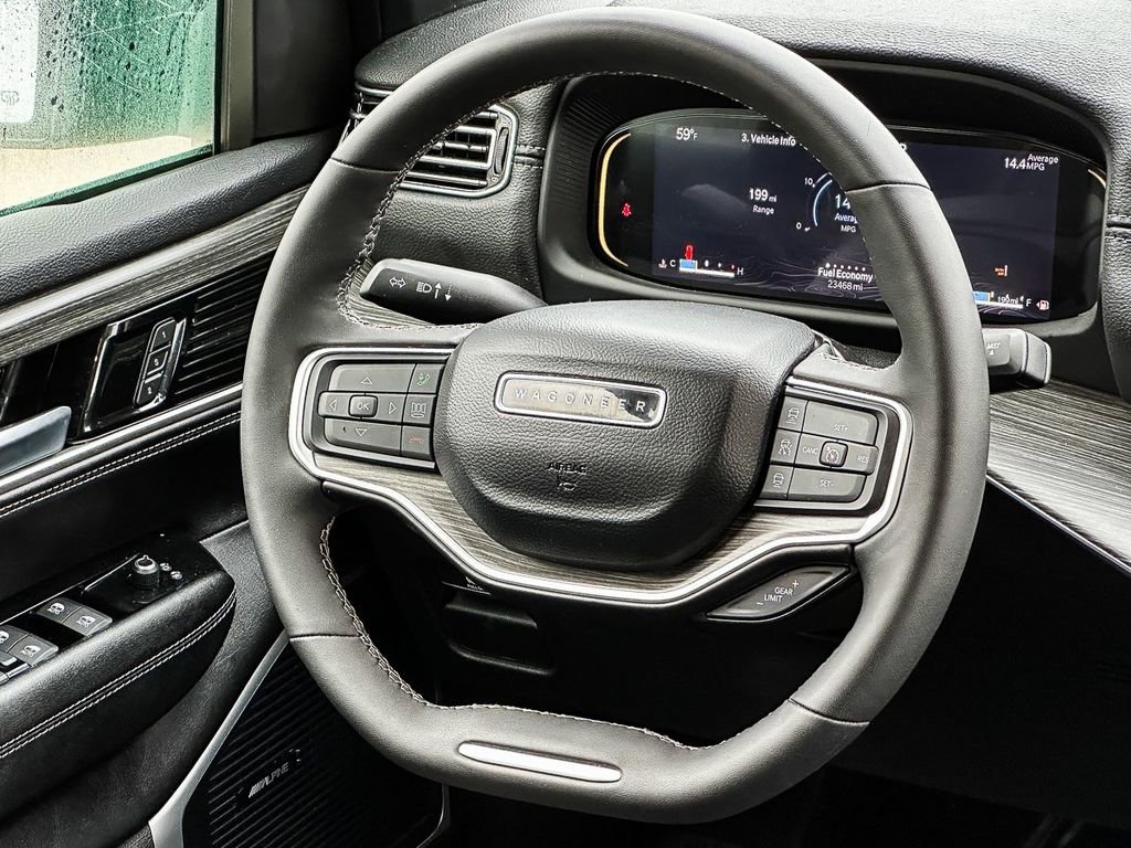 2024 Jeep Wagoneer L Series III - Photo 25