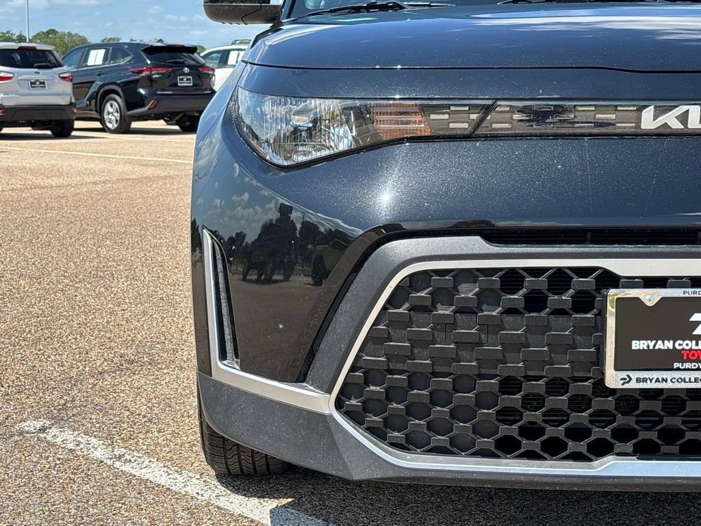 2024 Kia Soul LX photo 3