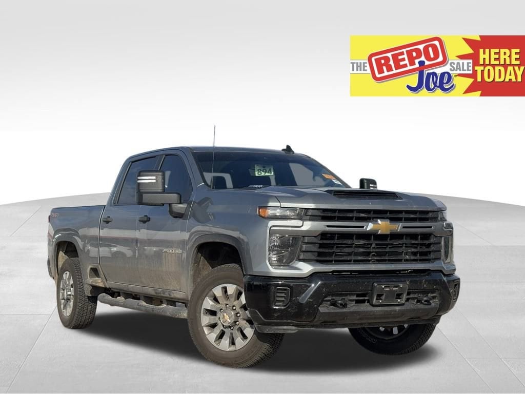 Used 2024 Chevrolet Silverado 2500 HD Custom Truck Crew Cab
