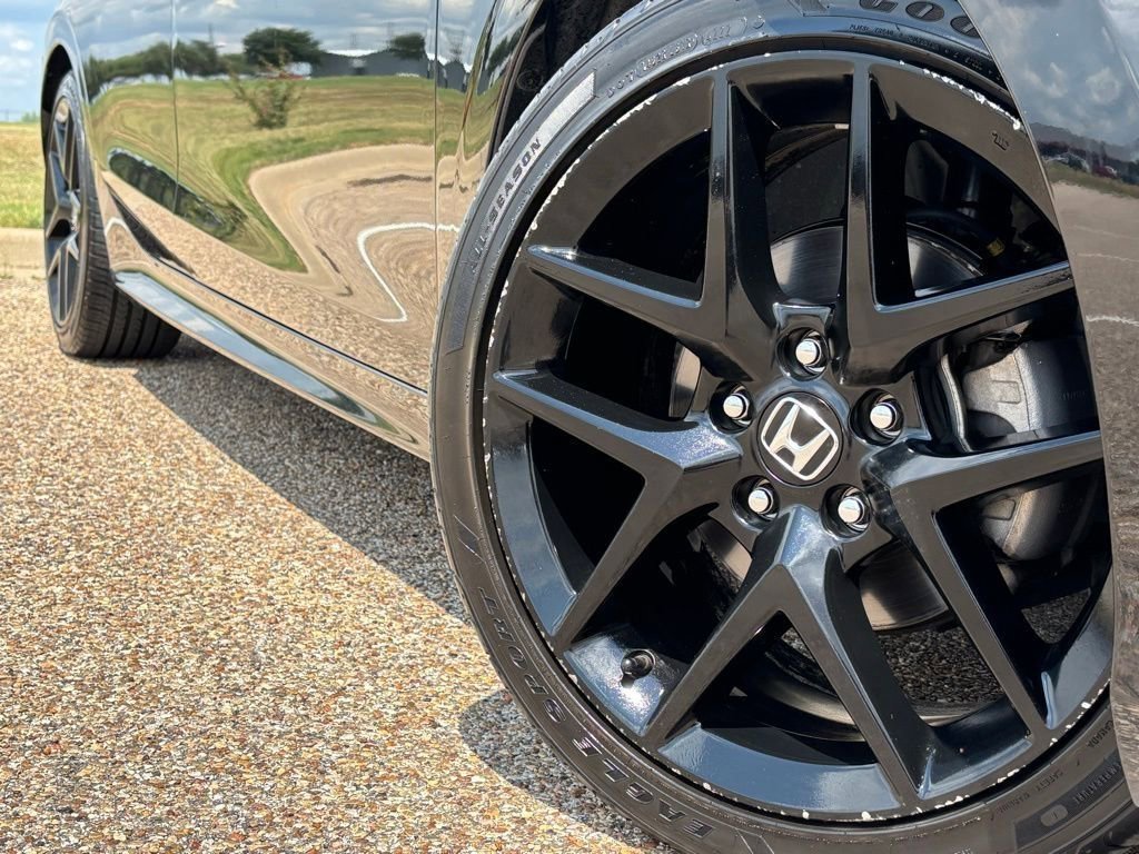 2023 Honda Civic Sport photo 2