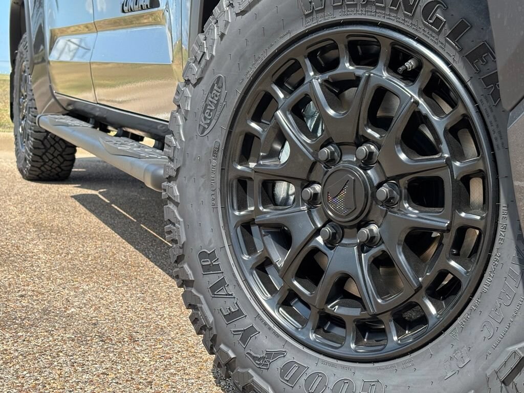 New 2026 Toyota Tundra SR5 SR5 CREWMAX 5.5