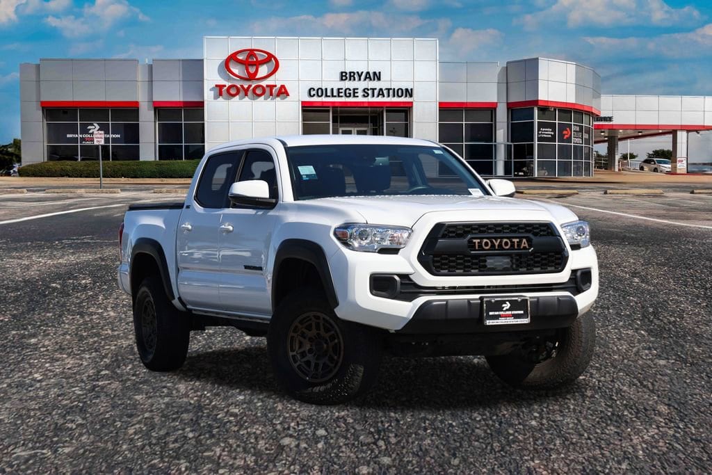 2023 Toyota Tacoma Trail's photo