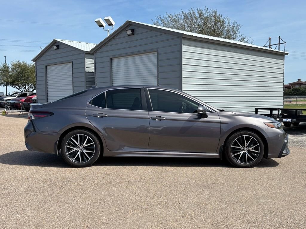 Used 2023 Toyota Camry SE Sedan