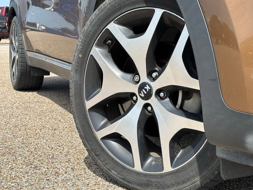 Used 2017 Kia Sportage SX with VIN KNDPR3A6XH7052974 for sale in Bryan, TX
