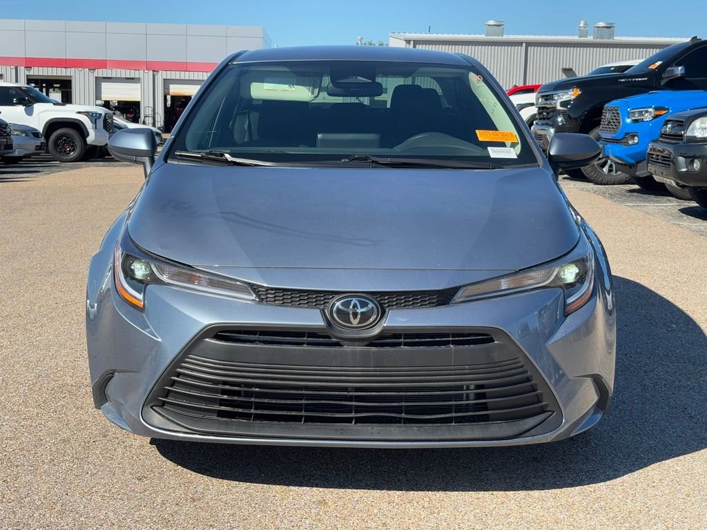 2024 Toyota Corolla LE photo 2
