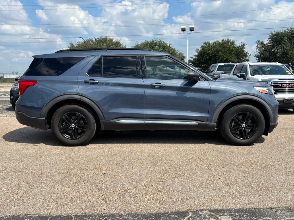 2021 Ford Explorer XLT photo 3