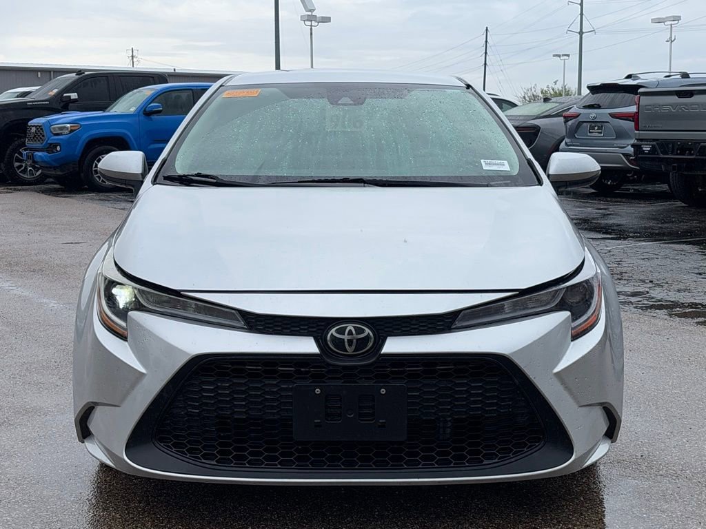 2020 Toyota Corolla LE photo 3