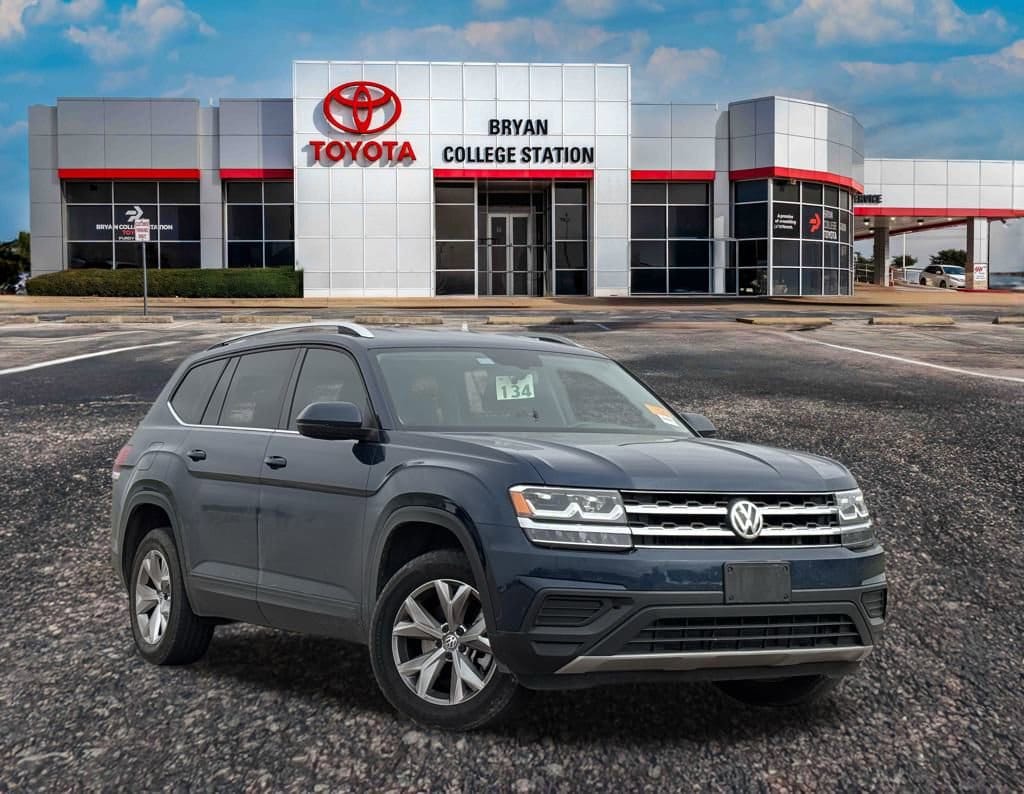2019 Volkswagen Atlas S's photo