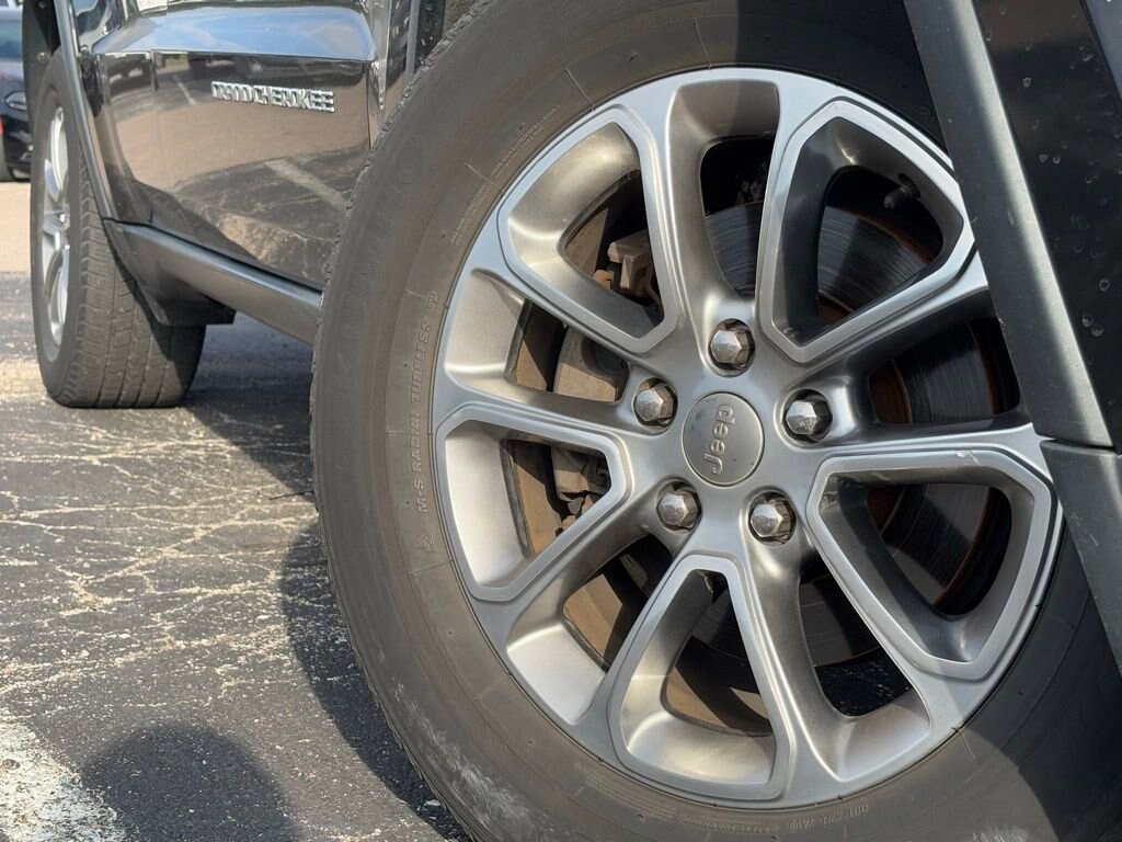 Used 2014 Jeep Grand Cherokee Limited 4x2 SUV