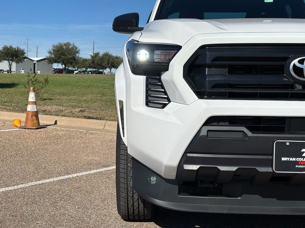 New 2026 Toyota Tacoma SR 4X2 DOUBLE CAB