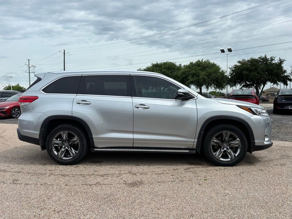 Used 2019 Toyota Highlander Limited Platinum V6 SUV