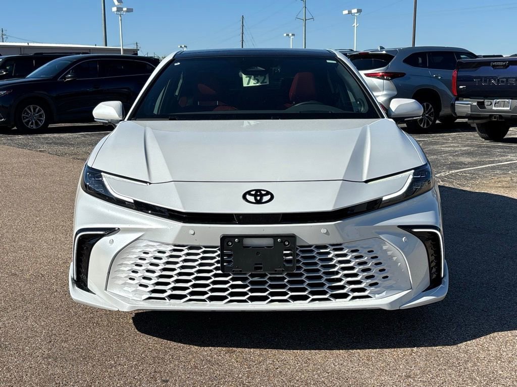 2025 Toyota Camry XSE photo 3