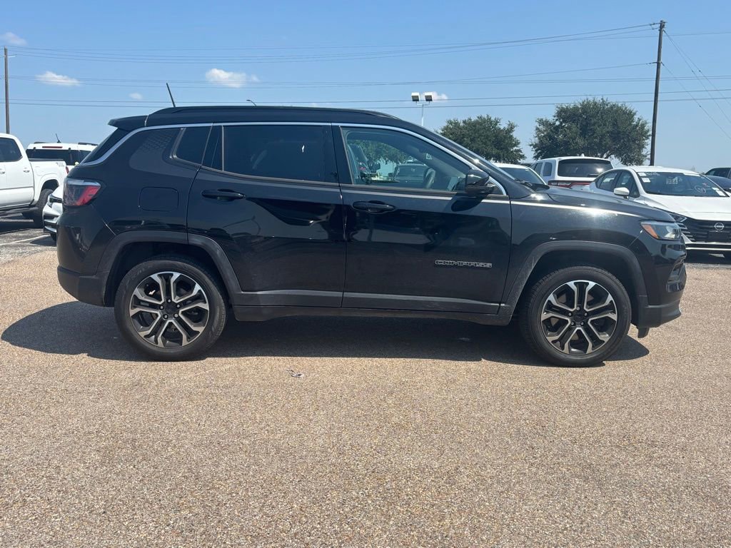 2023 Jeep Compass Limited photo 3