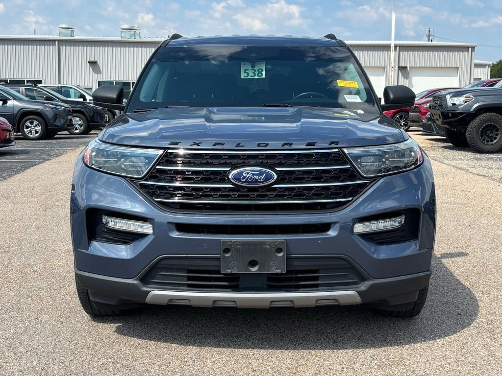 2021 Ford Explorer XLT photo 2