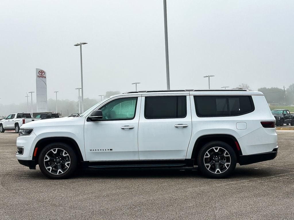 2024 Jeep Wagoneer L Series III - Photo 5