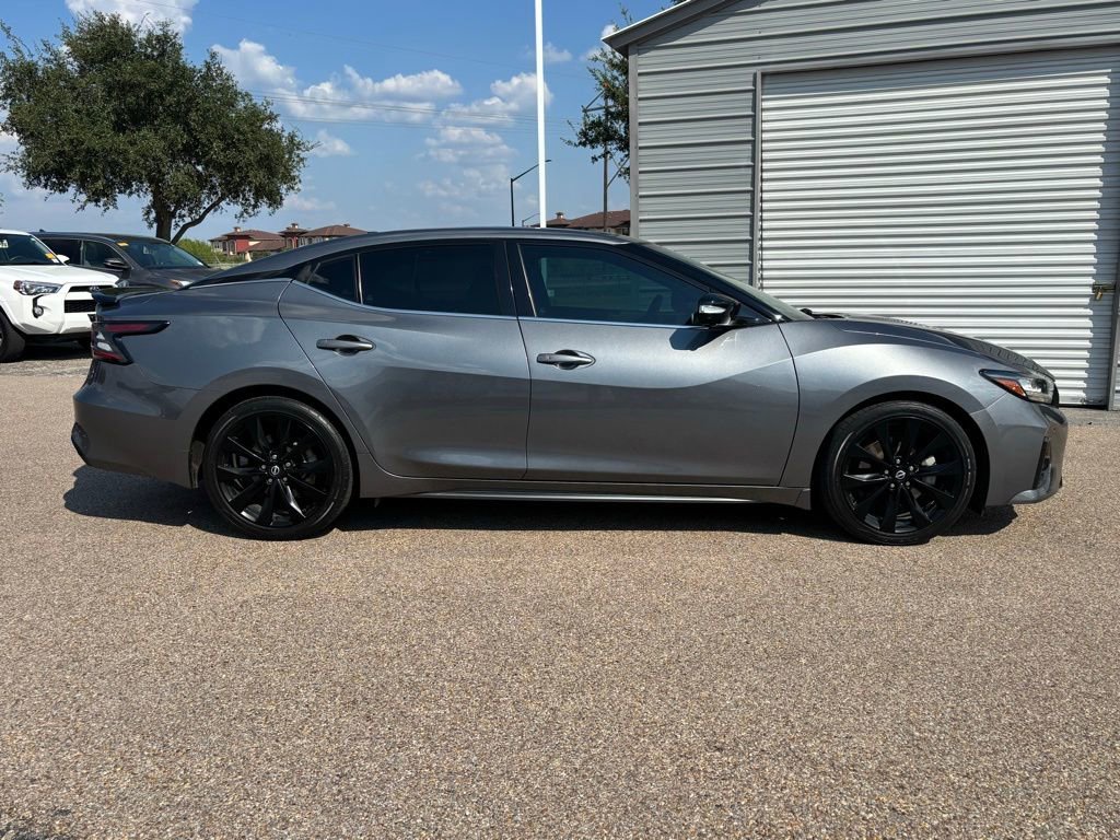 2023 Nissan Maxima SR photo 4