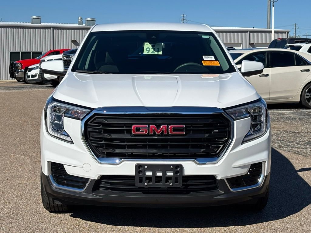 2023 Gmc Terrain SLE photo 2