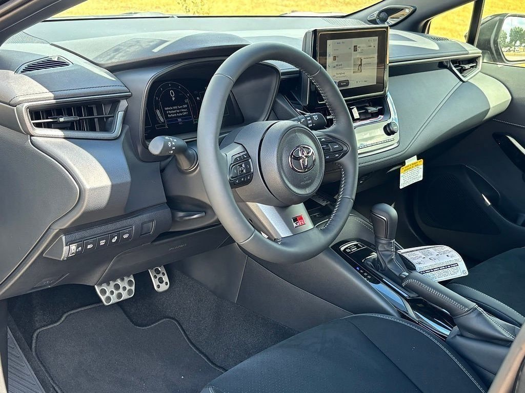 2025 Toyota GR Corolla Premium - Photo 12