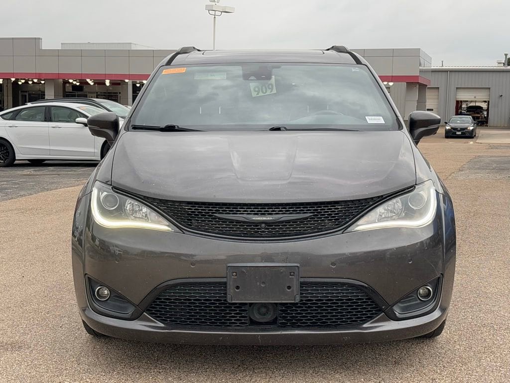 Used 2019 Chrysler Pacifica Limited Van Passenger Van