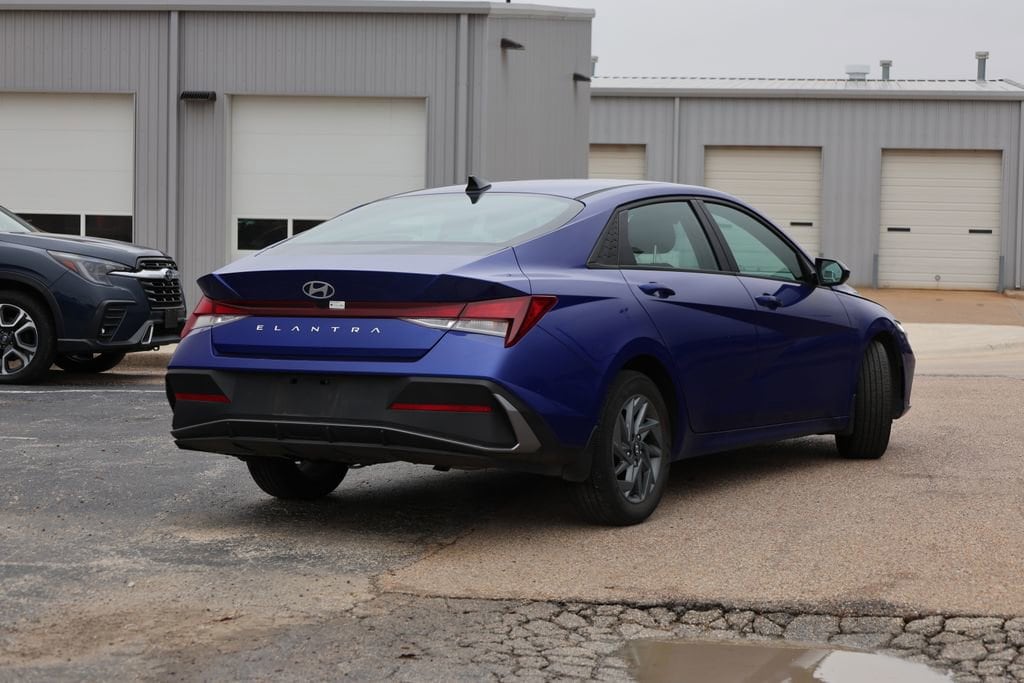 Used 2024 Hyundai Elantra SEL Sedan