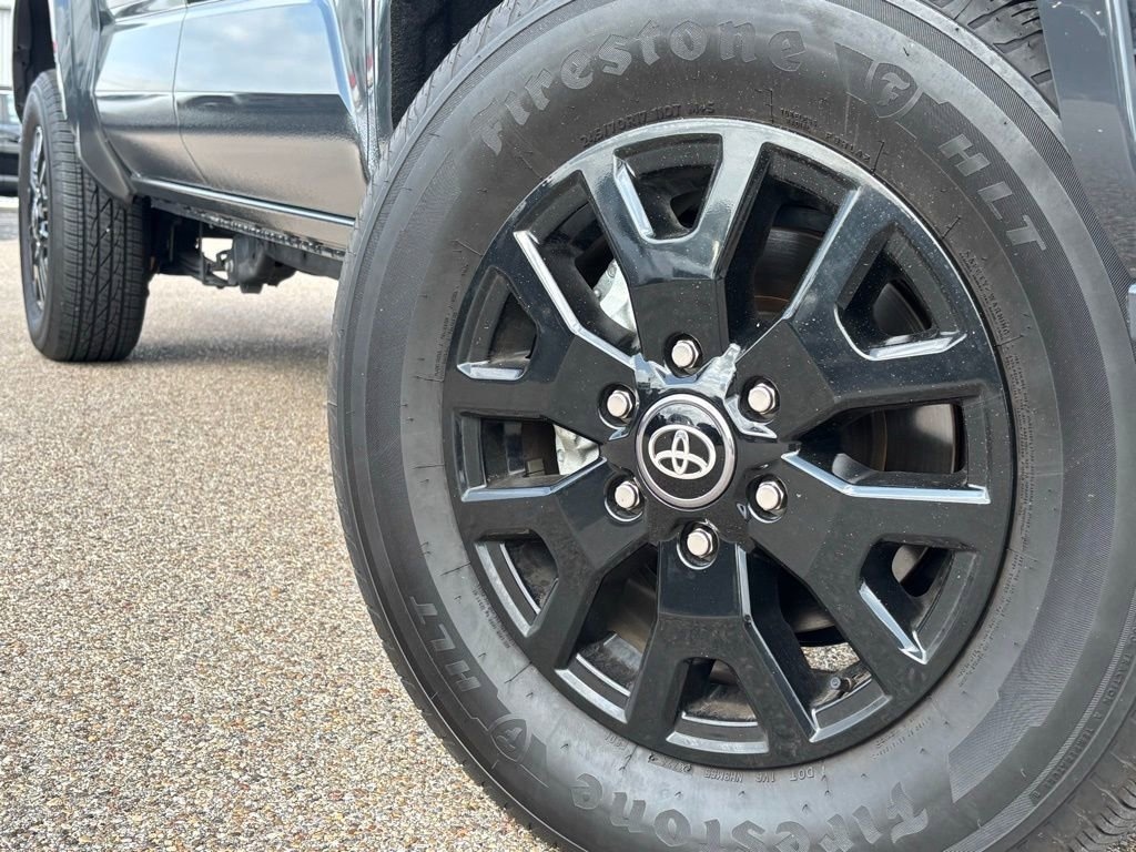 Used 2024 Toyota Tacoma SR Truck Double Cab