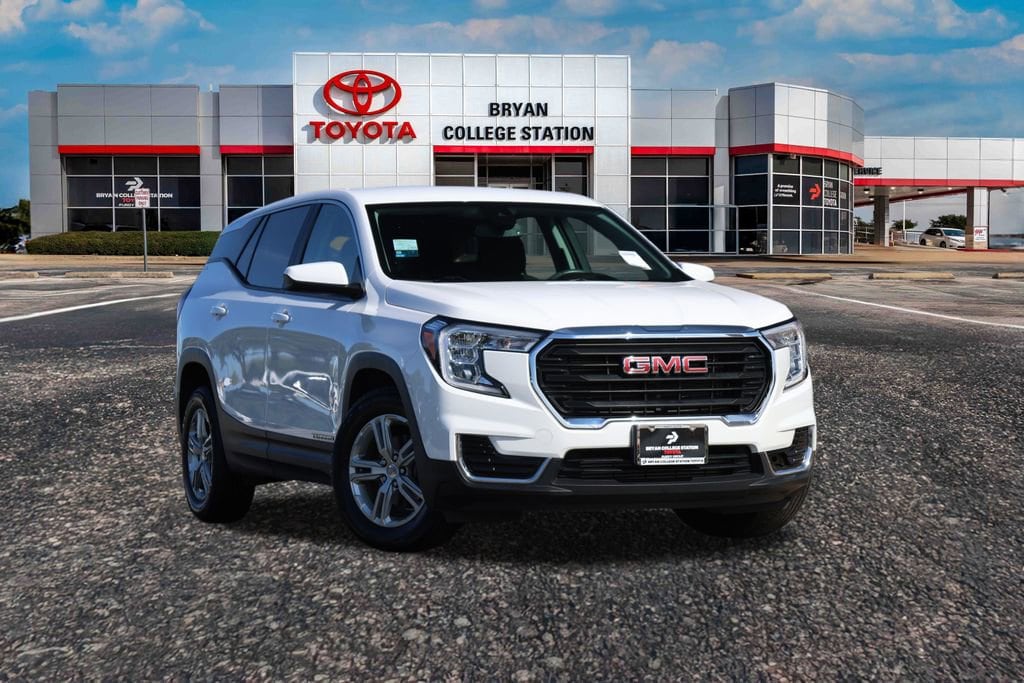 Used 2023 GMC Terrain SLE SUV