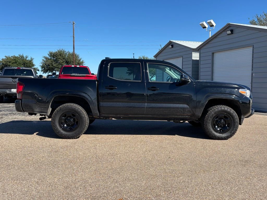 2023 Toyota Tacoma SR V6 photo 3