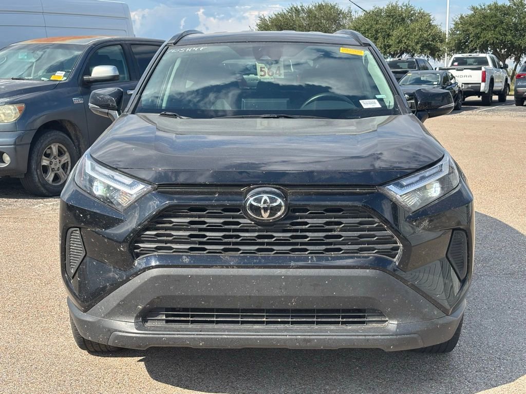 2024 Toyota RAV4 XLE photo 2