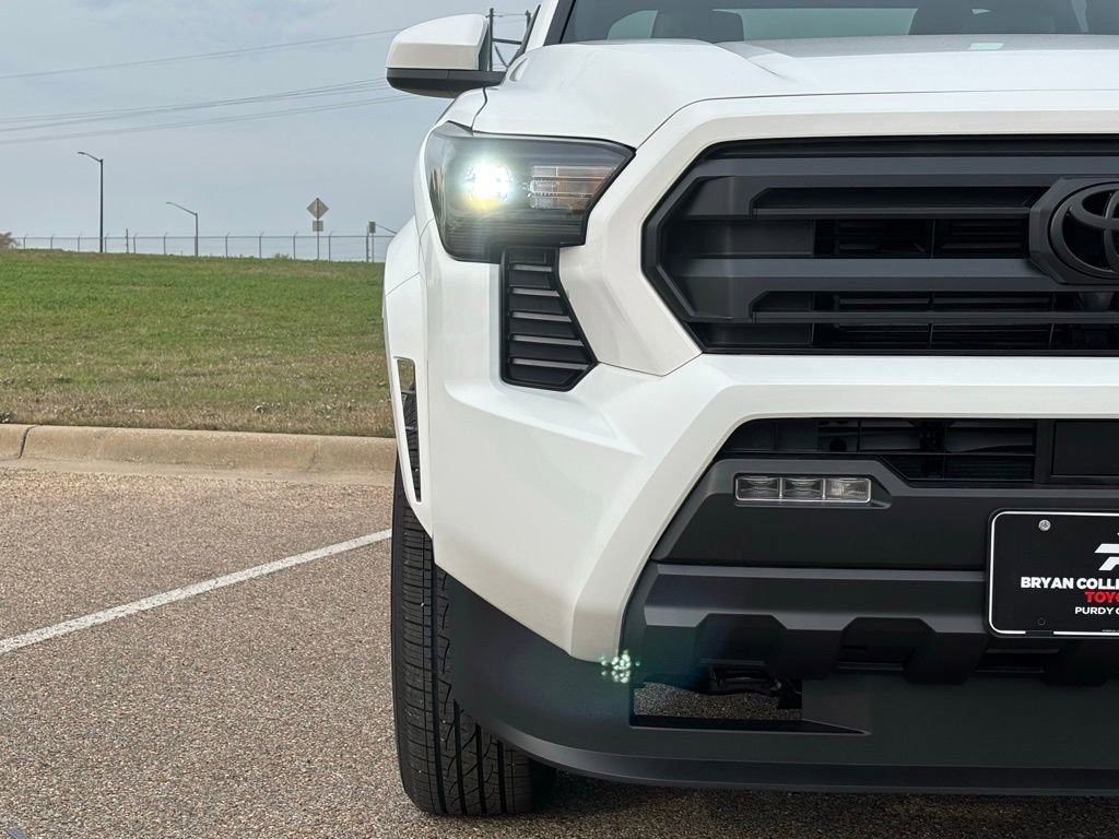 New 2026 Toyota Tacoma SR5 4X4 DOUBLE CAB