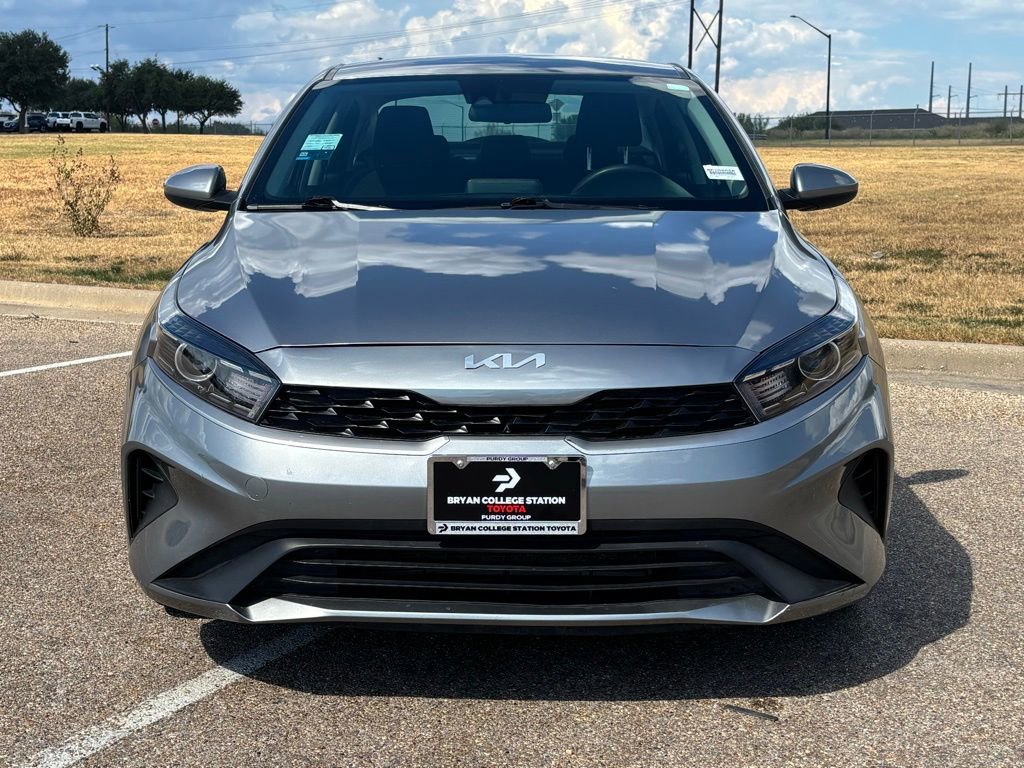 2023 Kia Forte LXS photo 3