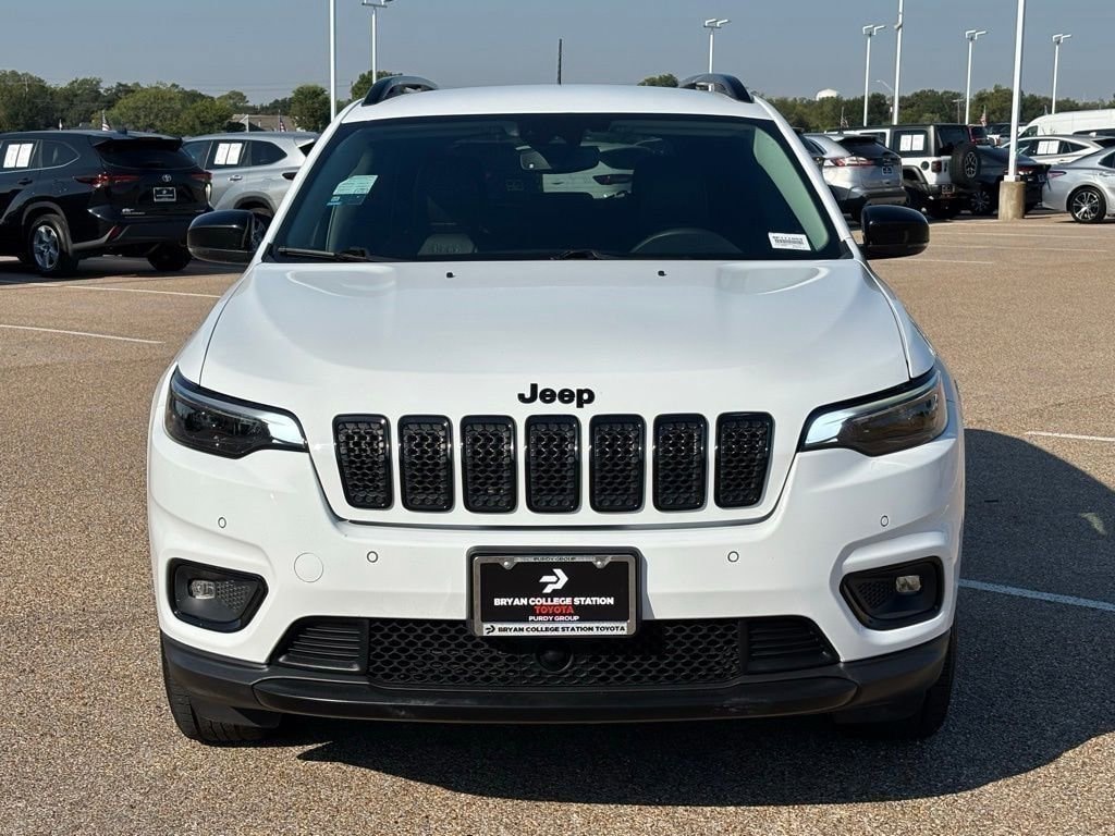 Used 2023 Jeep Cherokee Altitude Lux SUV