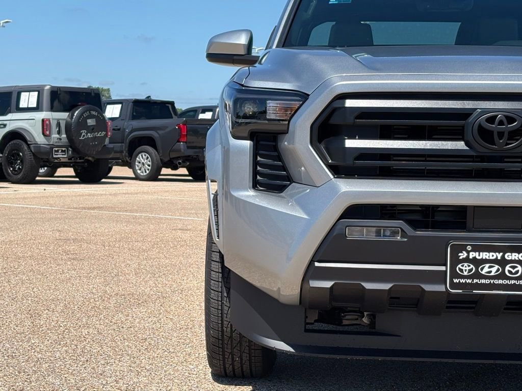 New 2026 Toyota Tacoma SR5 4X2 DOUBLE CAB